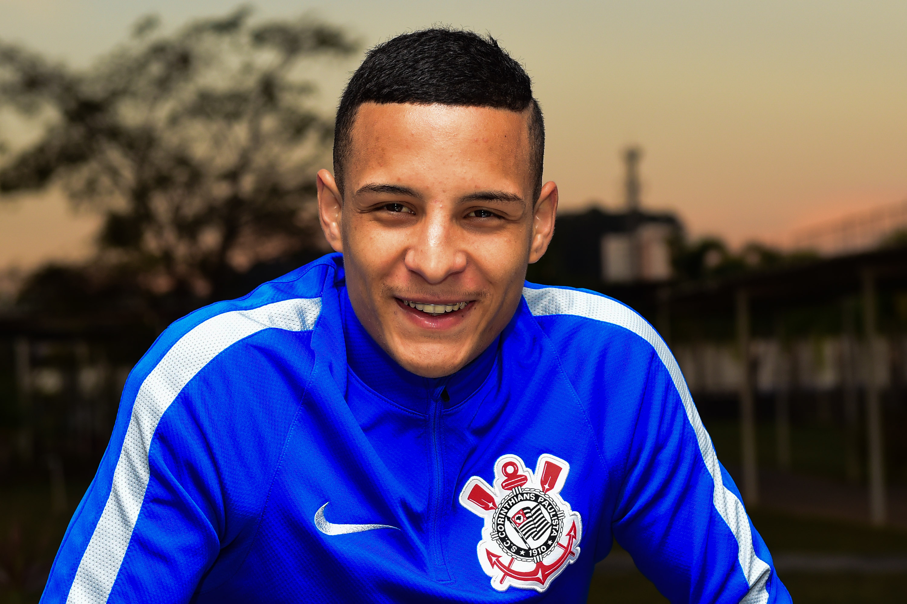 Arana achou graça quando foi incitado a rivalizar com Uendel (foto: Djalma Vassão/Gazeta Press)