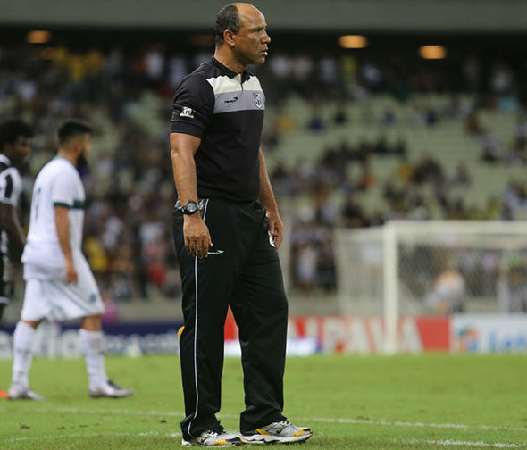 Sérgio Soares faz bom trabalho no Ceará (Foto: Christian Alekson/cearasc.com)