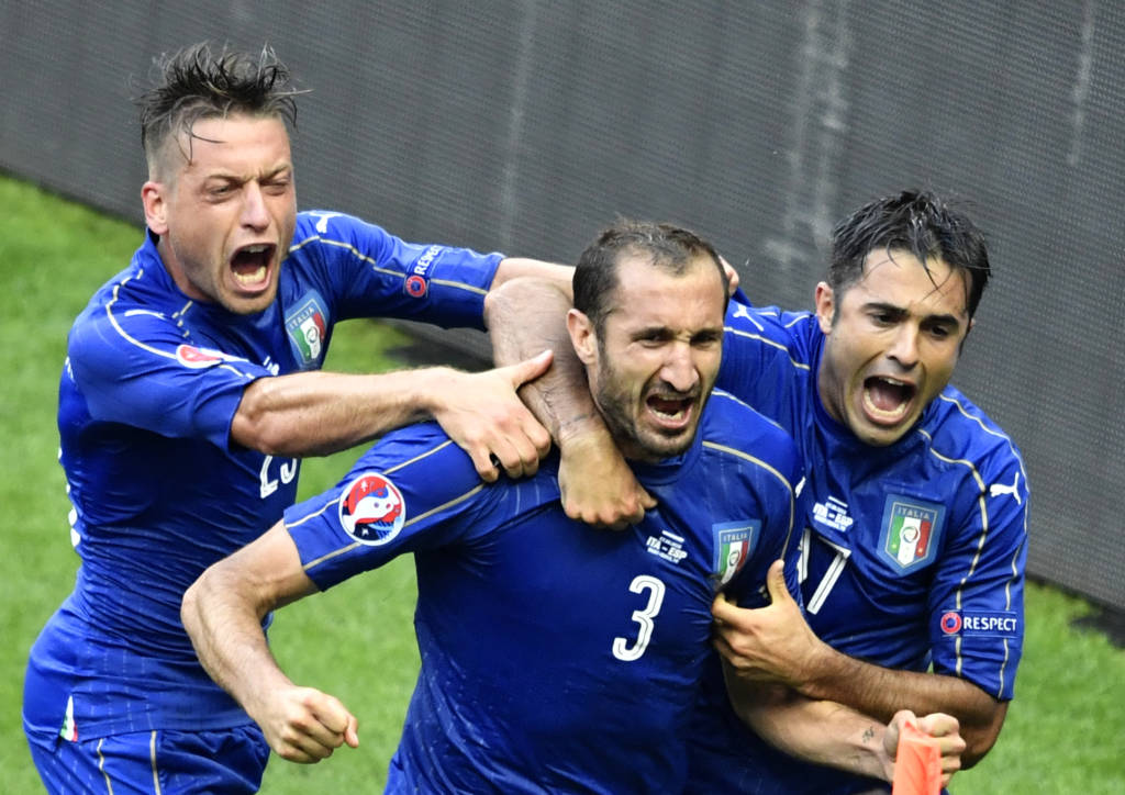 Chiellini foi o autor do gol da vitória italiana (Foto: Philippe Lopez/AFP) 