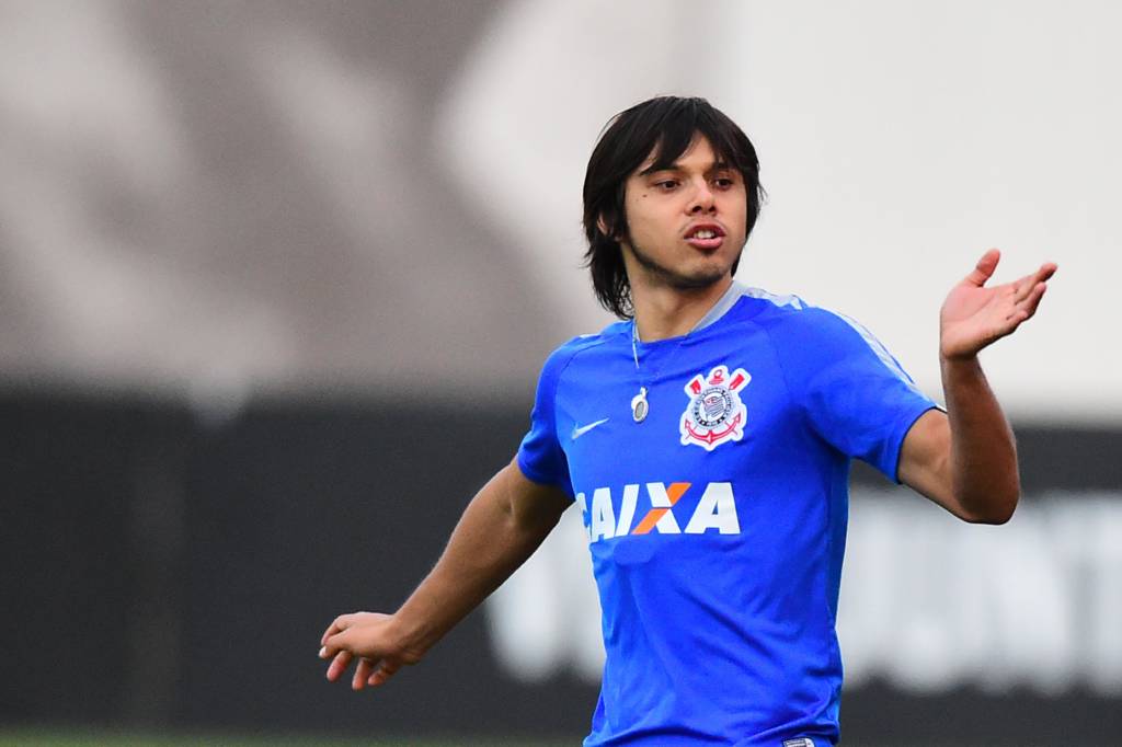 O Corinthians do paraguaio Romero está bastante incomodado com os tropeços longe de Itaquera (foto: Sergio Barzaghi/Gazeta Press)