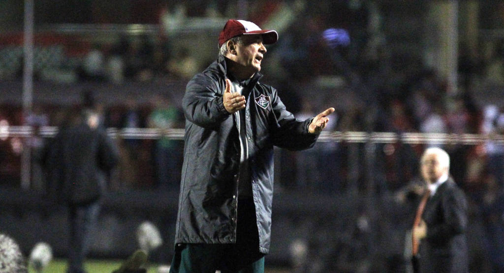 O técnico Levir Culpi afirmou saber da necessidade de reforços no Flu (Foto: Nelson Perez/Fluminense)