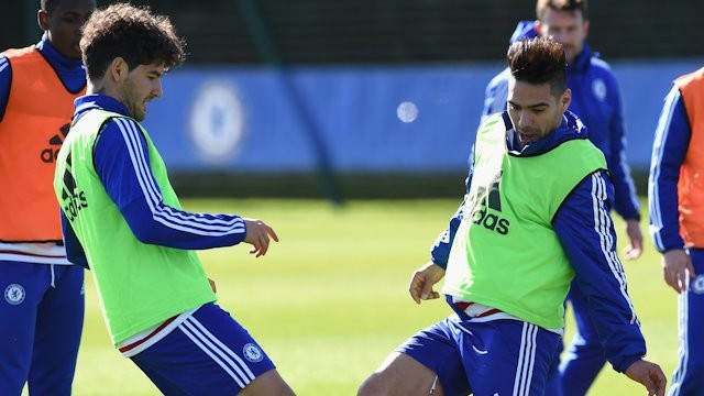 Alexandre Pato e Falcao Garcia foram contratações que fracassaram no Chelsea (Foto: Divulgação/Chelsea)