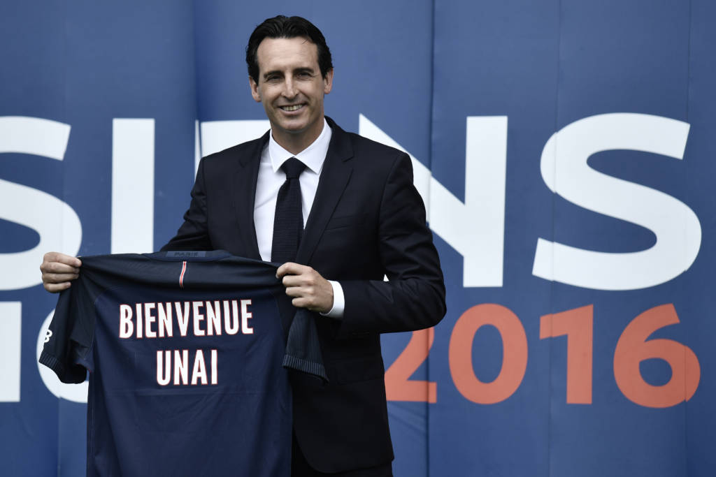 O novo técnico do PSG, Unai Emery, foi apresentado oficialmente nesta segunda-feira (Foto: Philippe Lopez/AFP)