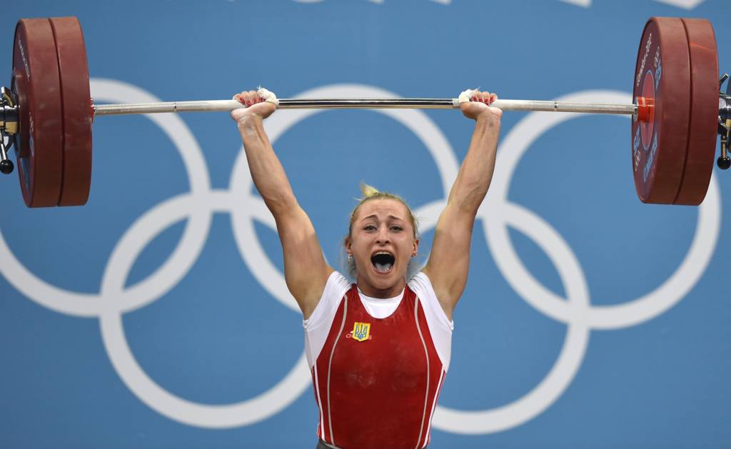 Yuliya Kalina conquistou a medalha de bronze na categoria até 58kg (Foto: Yuri Cortez/Getty Images/AFP)
