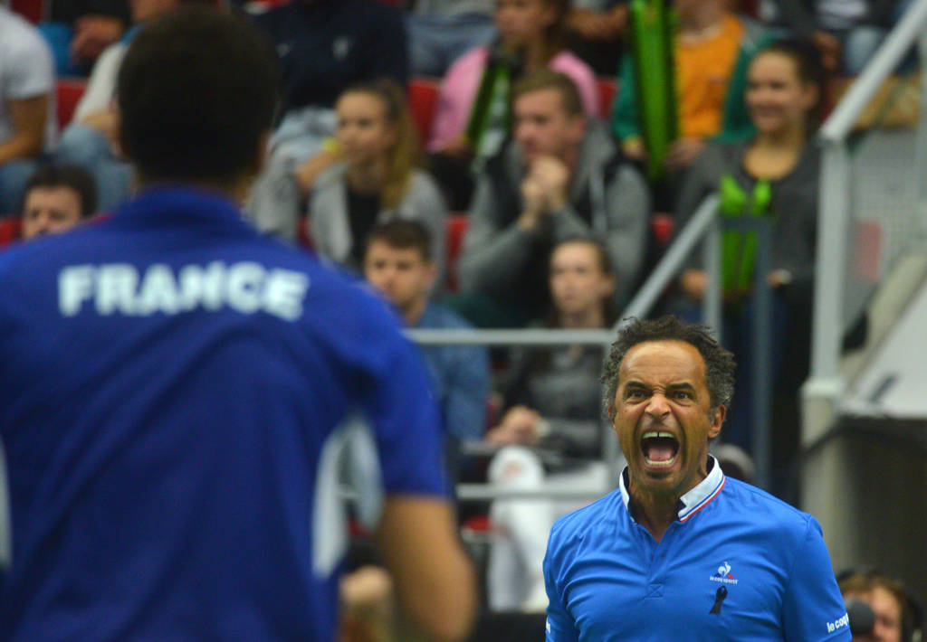 França capitaneada por Yannick Noah venceu a República Tcheca fora de casa (Foto: AFP)