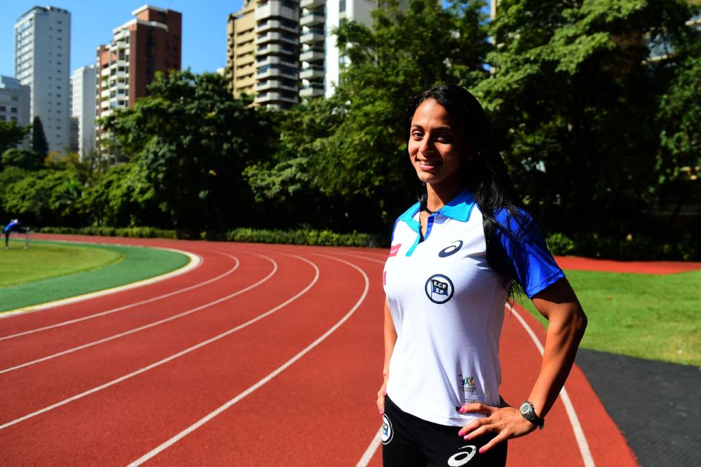 Bruna Farias deve abrir o revezamento do Brasil na Liga Diamante em Londres (Foto: Sergio Barzaghi/Gazeta Press)