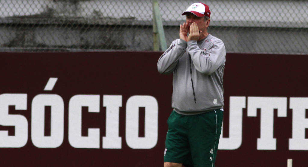 Levir Culpi ressaltou as dificuldades de jogar na Arena da Baixada (Foto: Nelson Perez/Fluminense F.C)