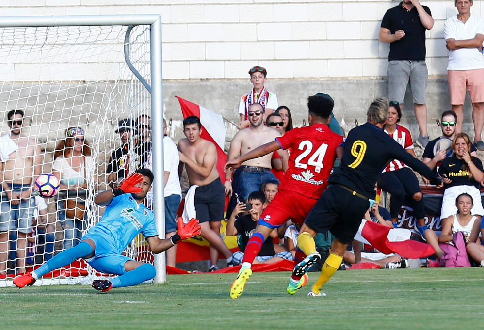 Fernando Torres foi o responsável pelo primeiro gol da partida (Foto: Divulgação/Atlético)