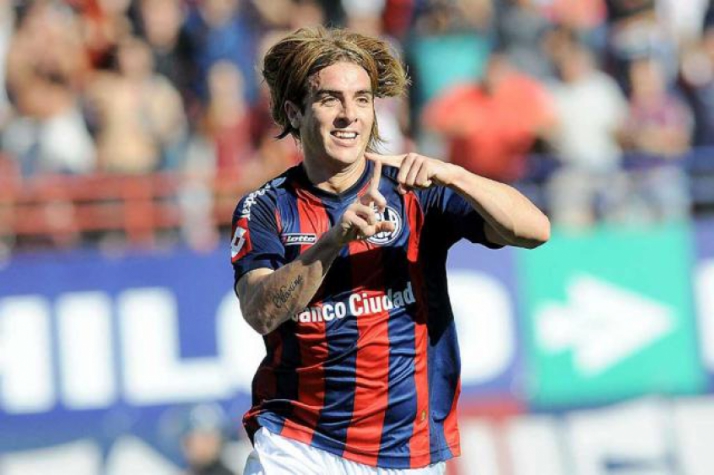 São Paulo espera ter a situação do argentino Julio Buffarini resolvida nos próximos dias (Foto: Divulgação/San Lorenzo)