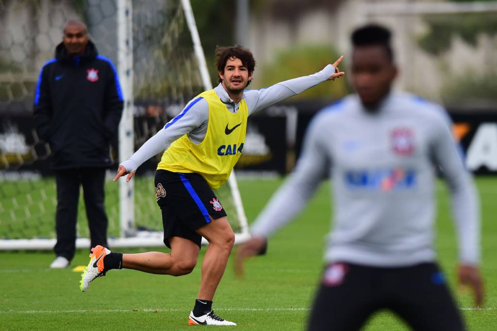 Querido por Cristóvão, Pato só treinou pelo Corinthians em 2016 (foto: Sergio Barzaghi/Gazeta Press)