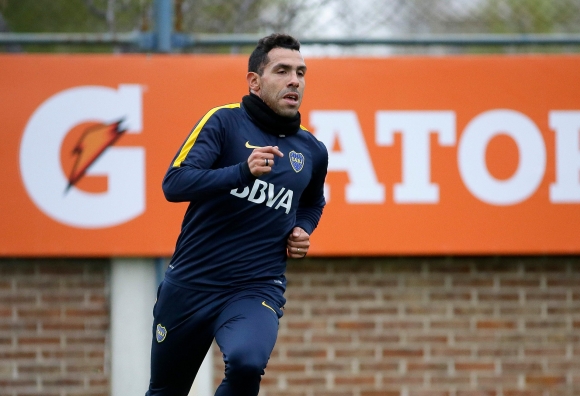 Após licença, Tévez voltou a treinar no Boca nesta segunda-feira (Foto: Divulgação/Boca Juniors)
