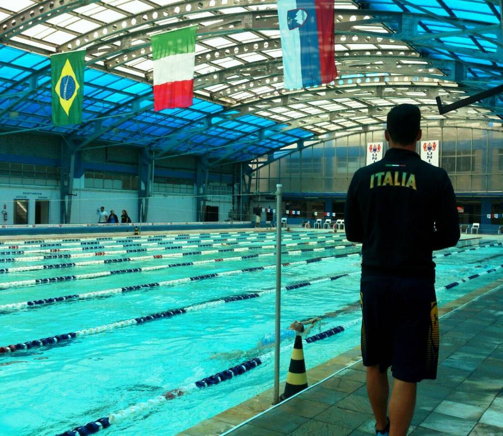 A delegação italiana de nadadores e comissão técnica conta com 55 pessoas e está integralmente alojada em Santos (Foto: Tiago Salazar)