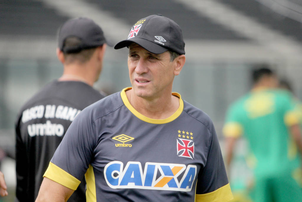 O técnico Jorginho fez um balanço positivo do primeiro turno do Vasco na Série B (Foto: Paulo Fernandes/Vasco)