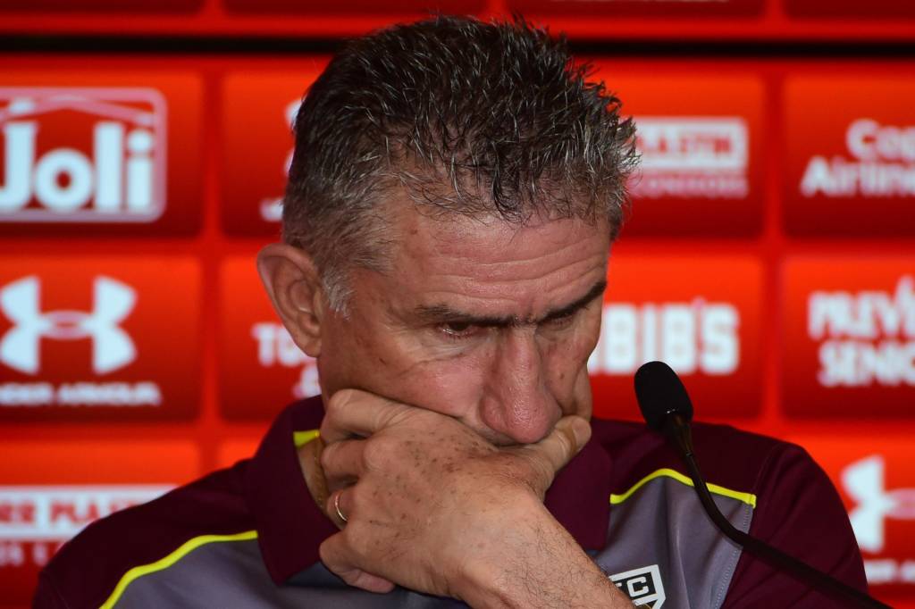 O técnico Edgardo Bauza fez um balanço positivo de sua passagem pelo Morumbi (Foto: Djalma Vassão/Gazeta Press)