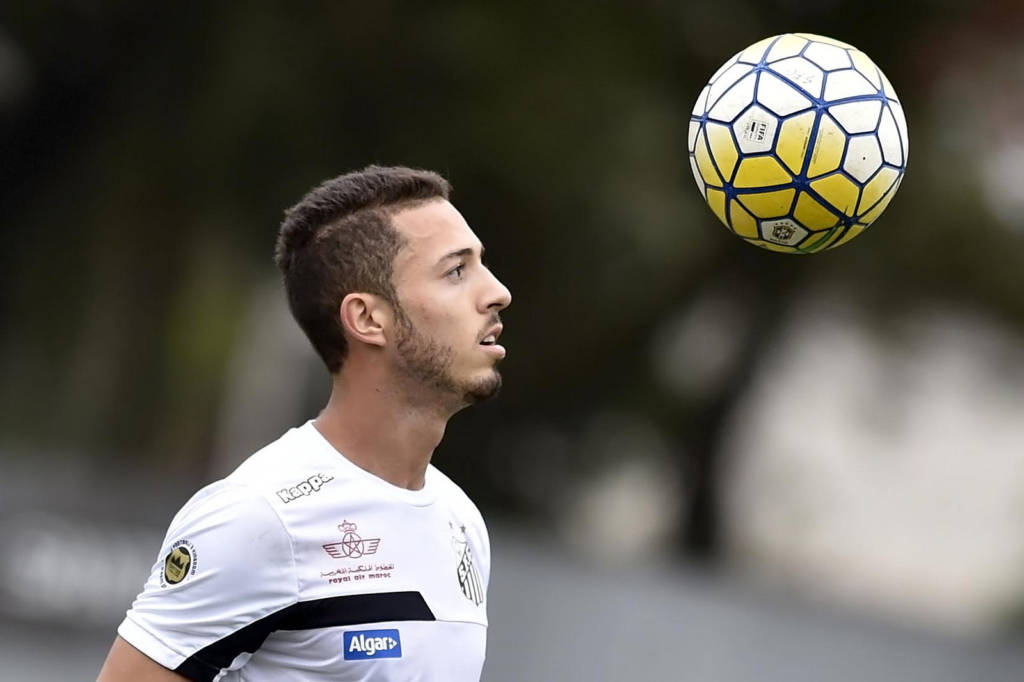 Jean Mota tem agradado a comissão técnica do Santos e pode substituir Lucas Lima contra o Flamengo (Foto: Ivan Storti/Santos FC)