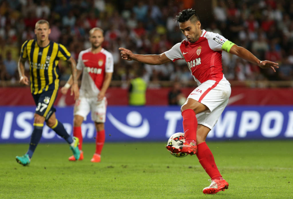 Falcao García foi o destaque da vitória do Monaco (Foto: JEAN CHRISTOPHE MAGNENET/AFP)