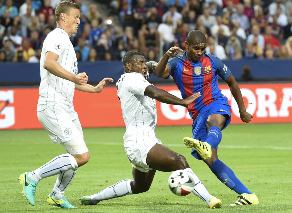 Marlon atuou contra o Leicester nos amistosos de pré-temporada (Foto: Jonathan Nackstrand/AFP) 