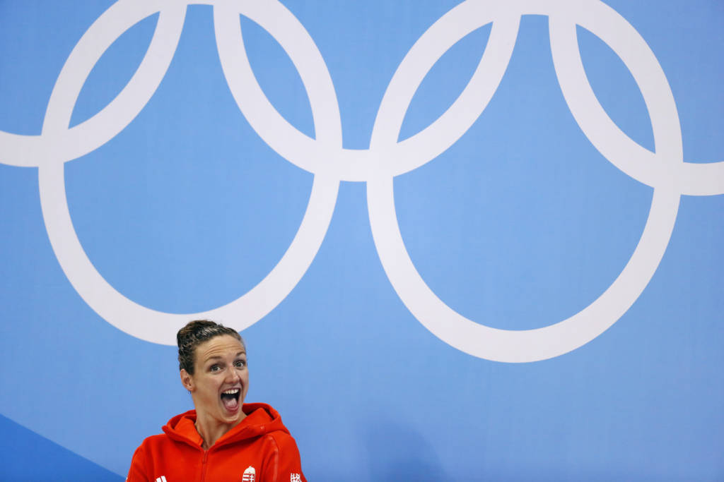 O ouro nos 400m medley foi a primeira medalha olímpica da húngara Katinka Hosszu (Foto: Odd Andersen/AFP)