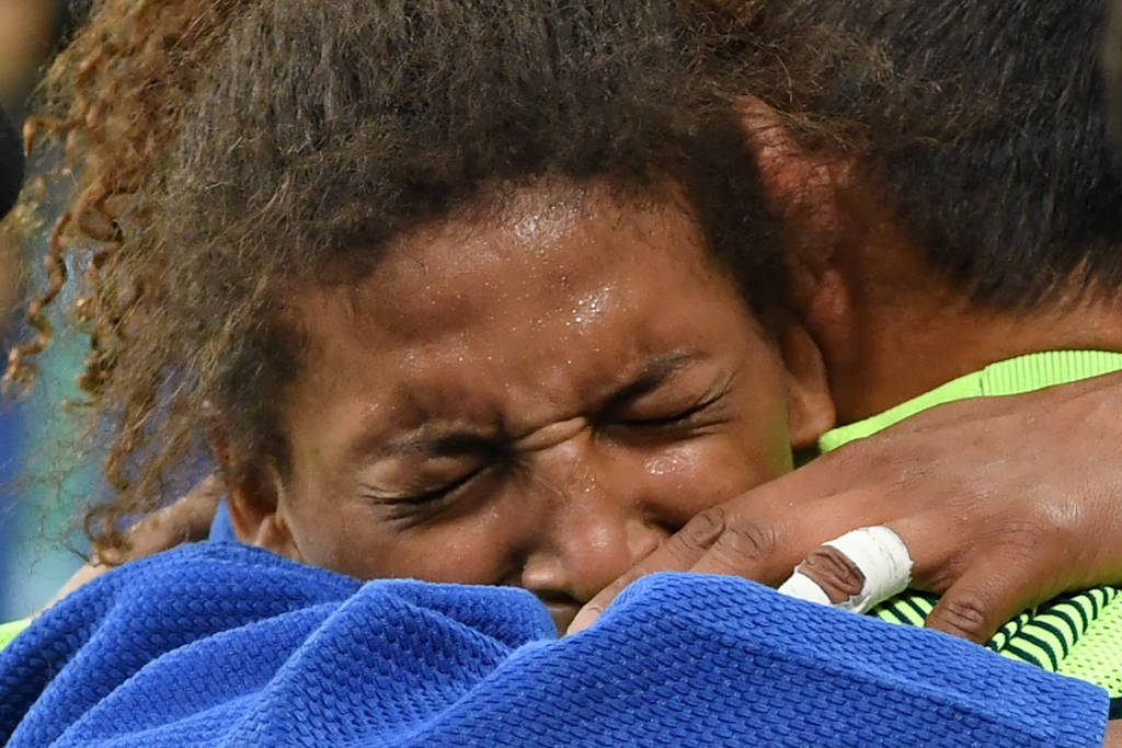 A campeã olímpica sofreu muito com a desclassificação em Londres 2012(foto: Toshifumi Kitamura/AFP)