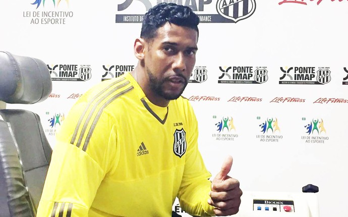 Aranha está de volta ao elenco da Ponte Preta (Foto: Rodrigo Ceregatti/Ponte Press)