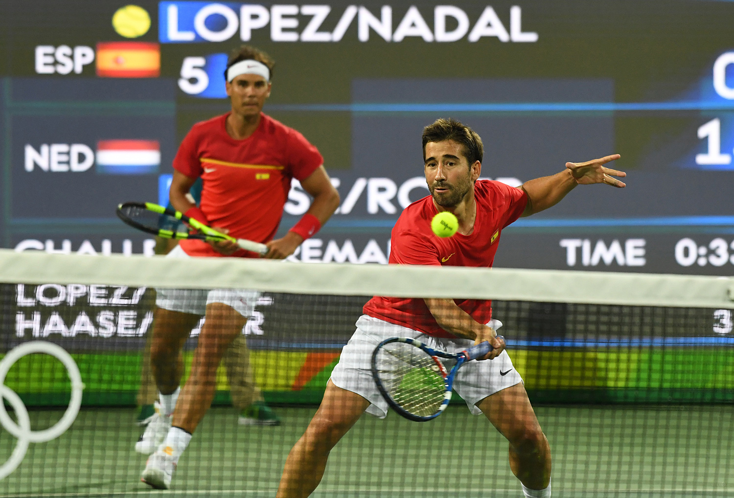 Dupla espanhola enfrenta canadenses na semi (Foto: Luis Acosta / AFP) 