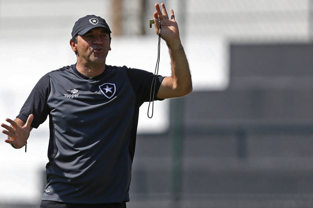 Botafogo não pretende facilitar a saída de Ricardo Gomes (Foto: Vitor Silva/SSPress/Botafogo)