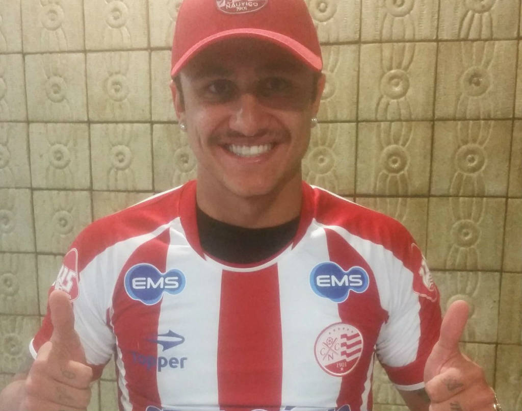 Vinícius tem 25 anos (Foto: Divulgação)