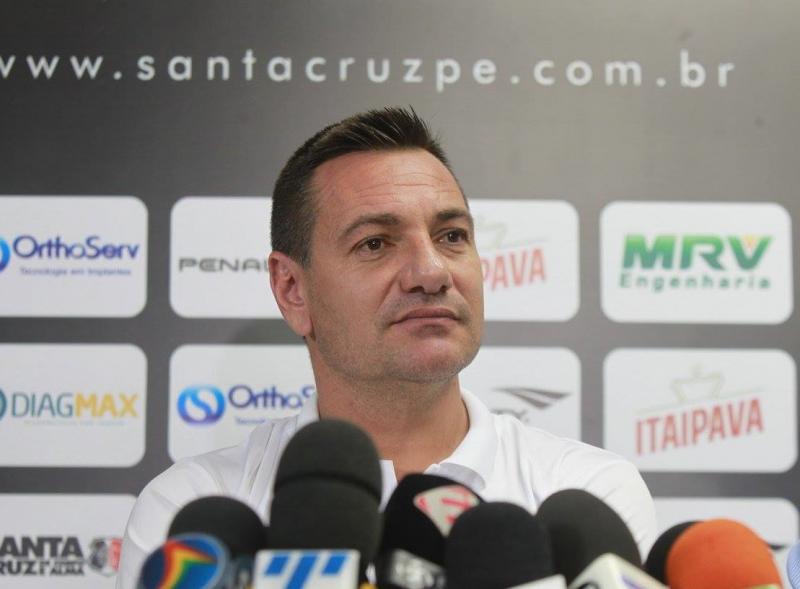 Doriva opta por dar oportunidade para goleiro reserva (Foto: Divulgação)