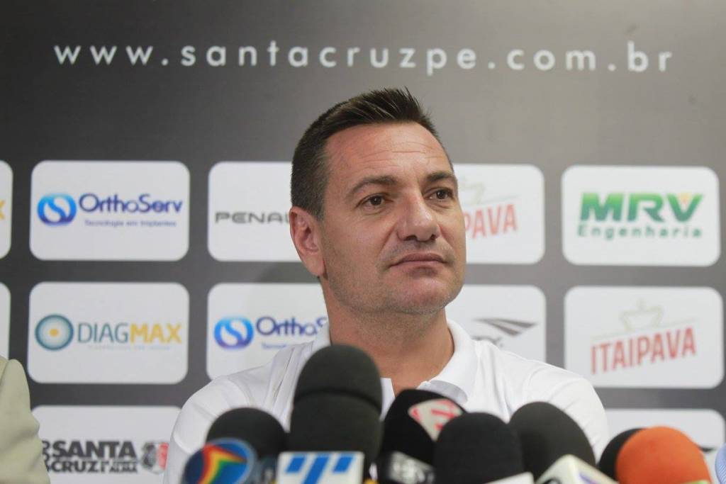 Doriva espera recuperar o Santa no Brasileiro (Foto: Antonio Melcop/Santa Cruz)