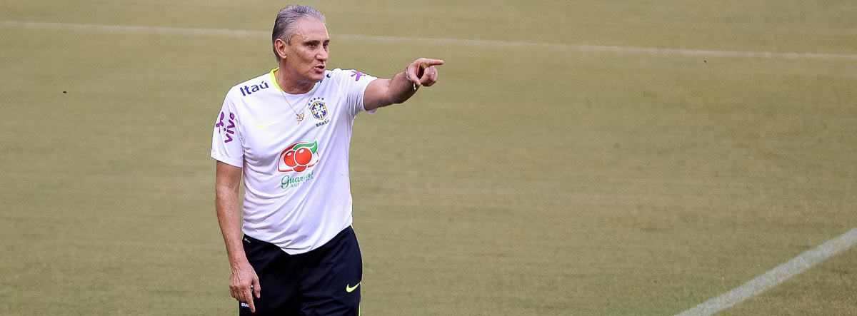 Treinador chamará apenas atletas que atuam no Brasil (Foto: Pedro Martins / MoWA Press)
