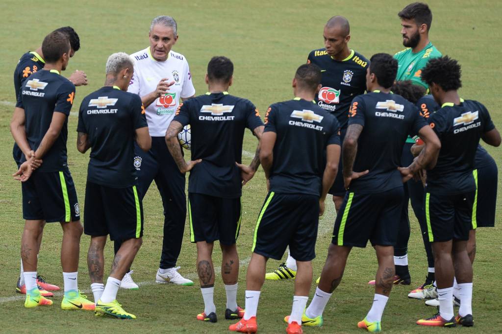 Tite não tem o hábito de fazer mistério em relação à equipe (foto: Pedro Martins/Mowa Press)