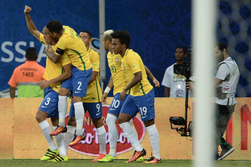 Zagueiro da Inter de Milão colocou o Brasil à frente com uma cabeçada no primeiro minuto de jogo (foto: Pedro Martins/Mowa Press)