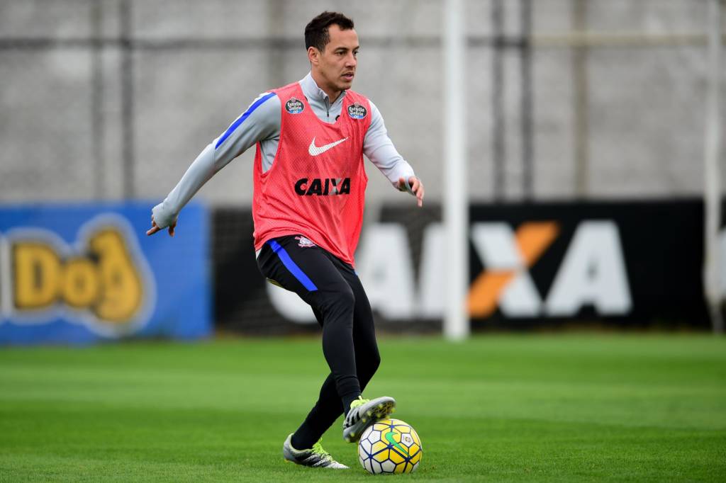 Antes reserva, Rodriguinho tornou-se o principal armador do Corinthians (Foto: Djalma Vassão/Gazeta Press)