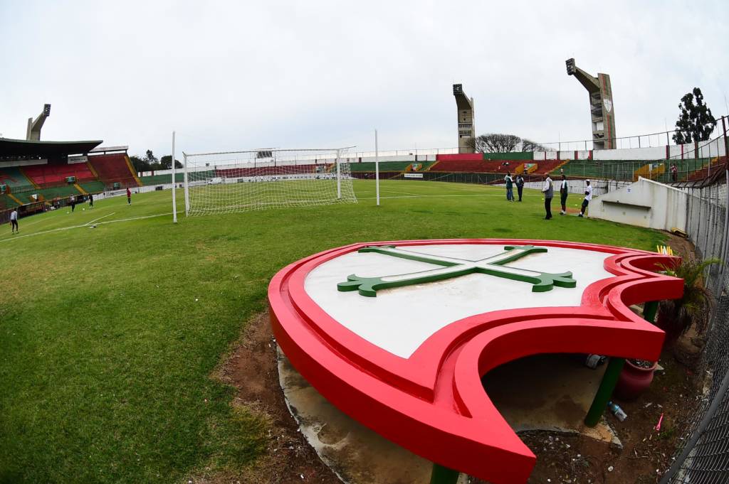 Com dívida superior a R$ 200 milhões, Portuguesa briga para não cair para quarta divisão nacional (Foto:Sergio Barzaghi/Gazeta Press)