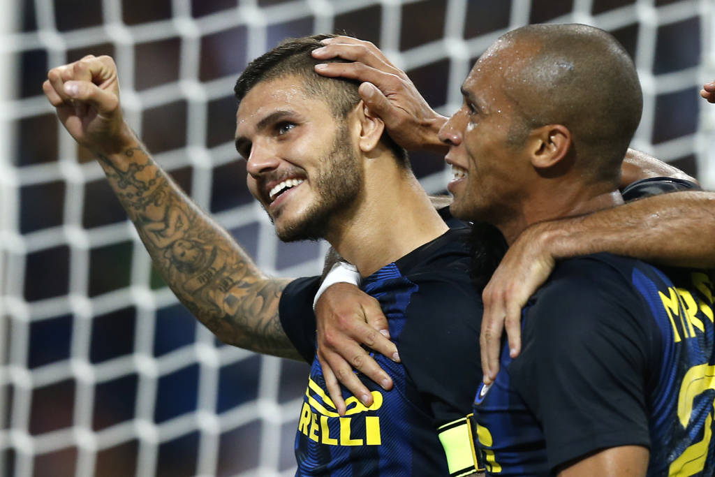 O argentino Mauro Icardi marcou um dos gols da vitória da Inter de Milão sobre a Juventus (Foto: MARCO BERTORELLO/AFP)