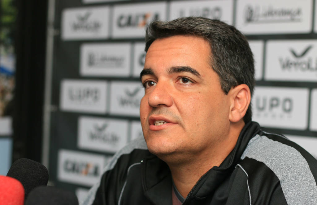 Tuca acredita na permanência do Figueira na Série A (Foto: Luiz Henrique/Figueirense)