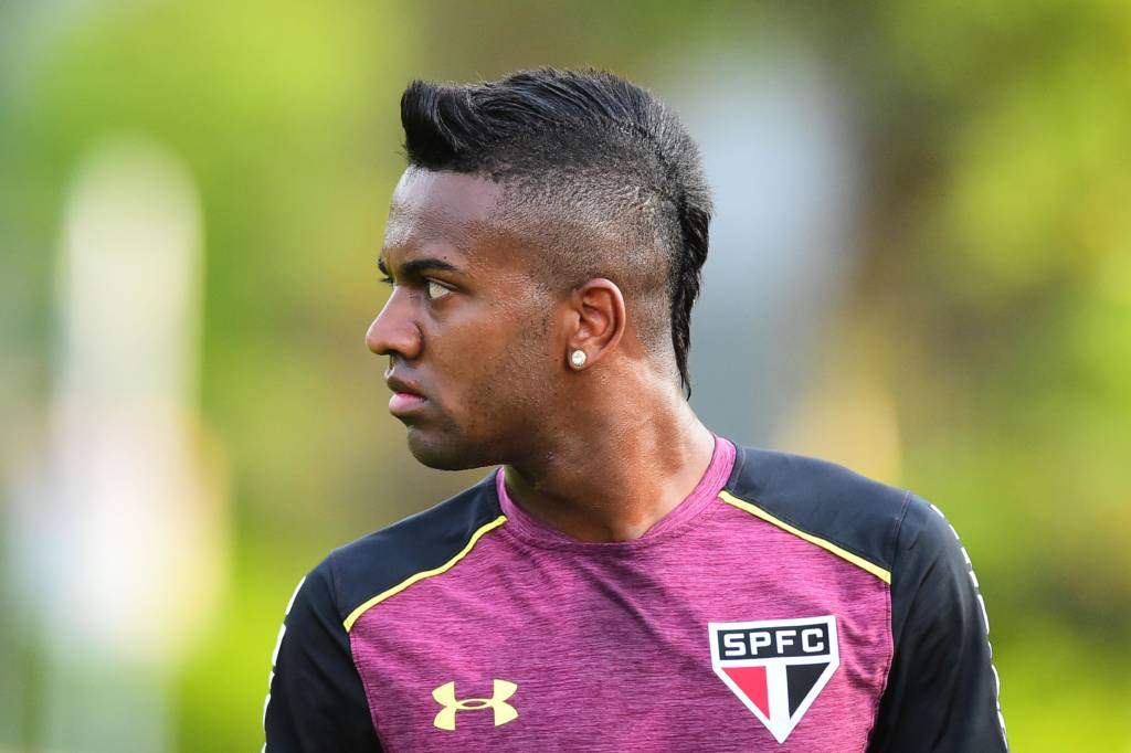 Kelvin teve um desconforto no joelho esquerdo e é dúvida para decisão contra Juventude (Foto: Sergio Barzaghi/Gazeta Press)