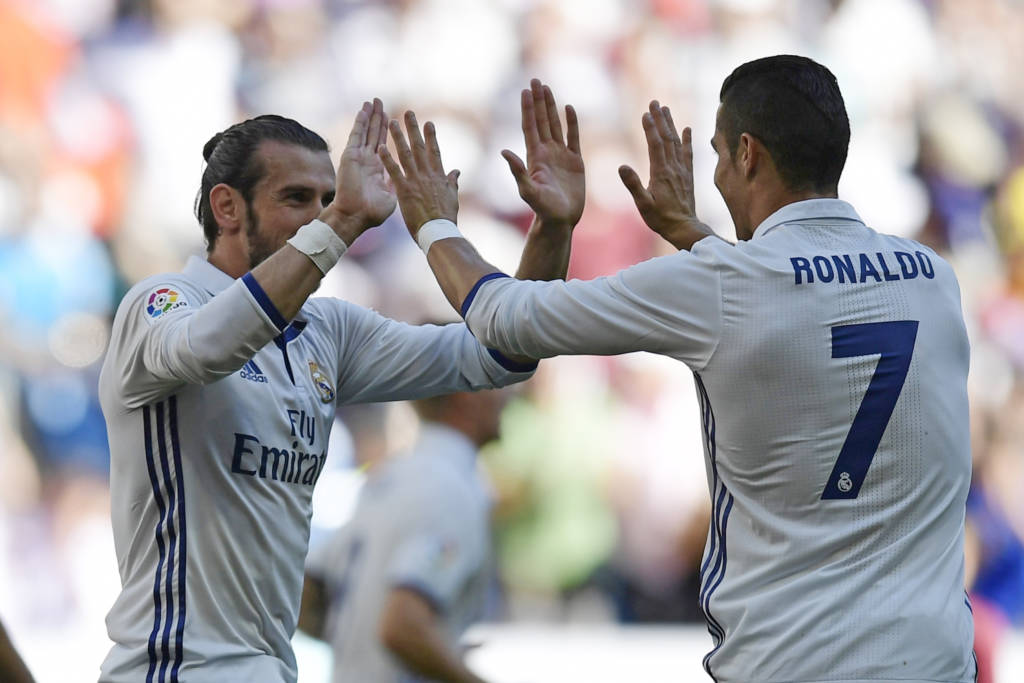 Depois de sofrer o gol aos cinco minutos, Bale empatou para o Real (Foto: JAVIER SORIANO/AFP)