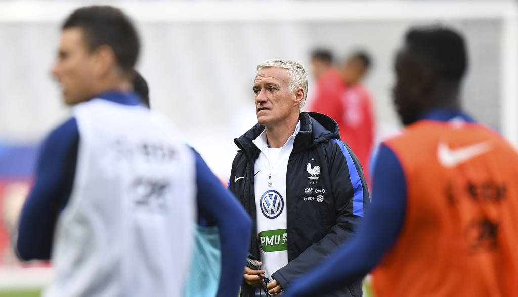 Didier Deschamps tenta levar a França à Copa de 2018 (Foto: Franck Fife/AFP)