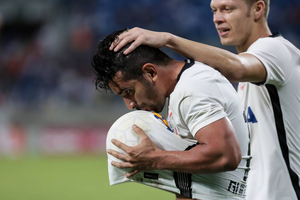 Recuperado de lesão, meia substituiu Romero e Gustavo e fez dois gols (foto: Rodrigo Gazzanel/Ag. Corinthians)