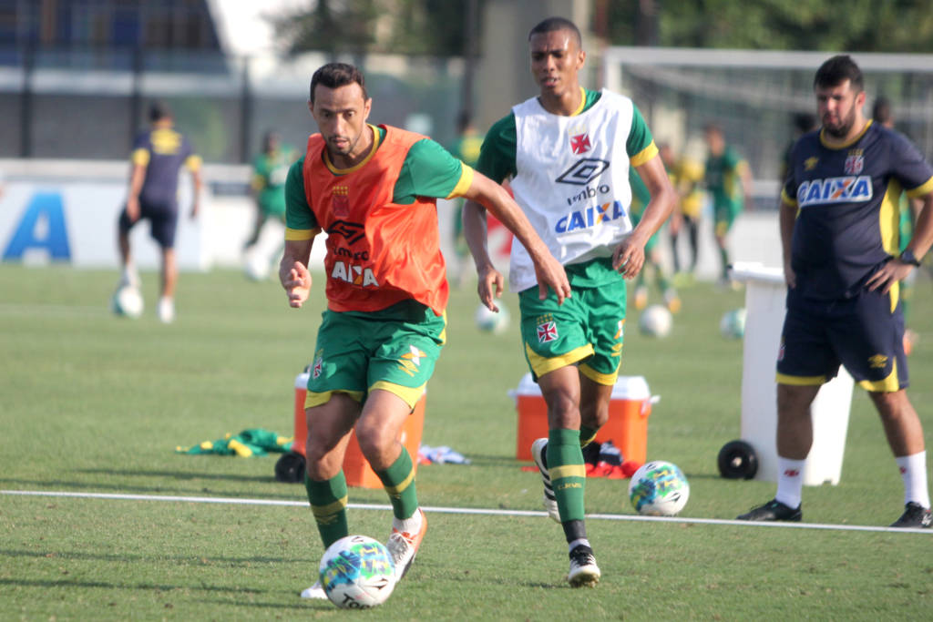 Nenê aceitou as cobranças de Eurico (Foto: Paulo Fernandes/Vasco.com.br)