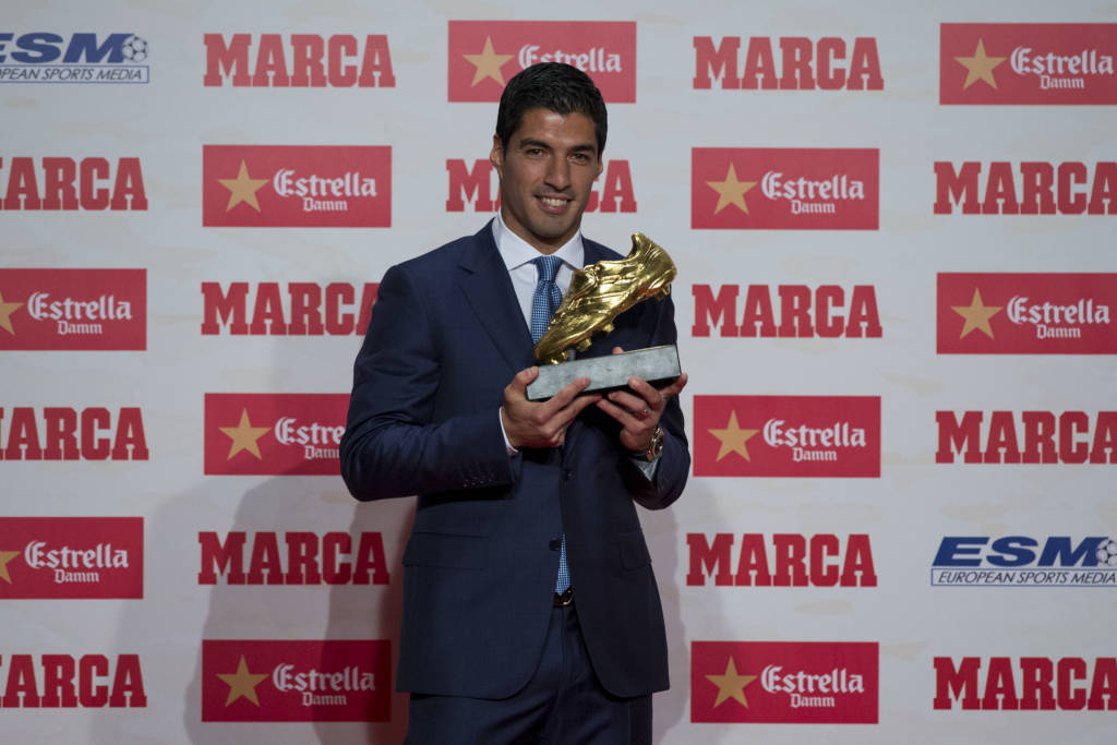 Suárez ganhou a Chuteira de Ouro do futebol europeu (Foto: Josep Lago/AFP)