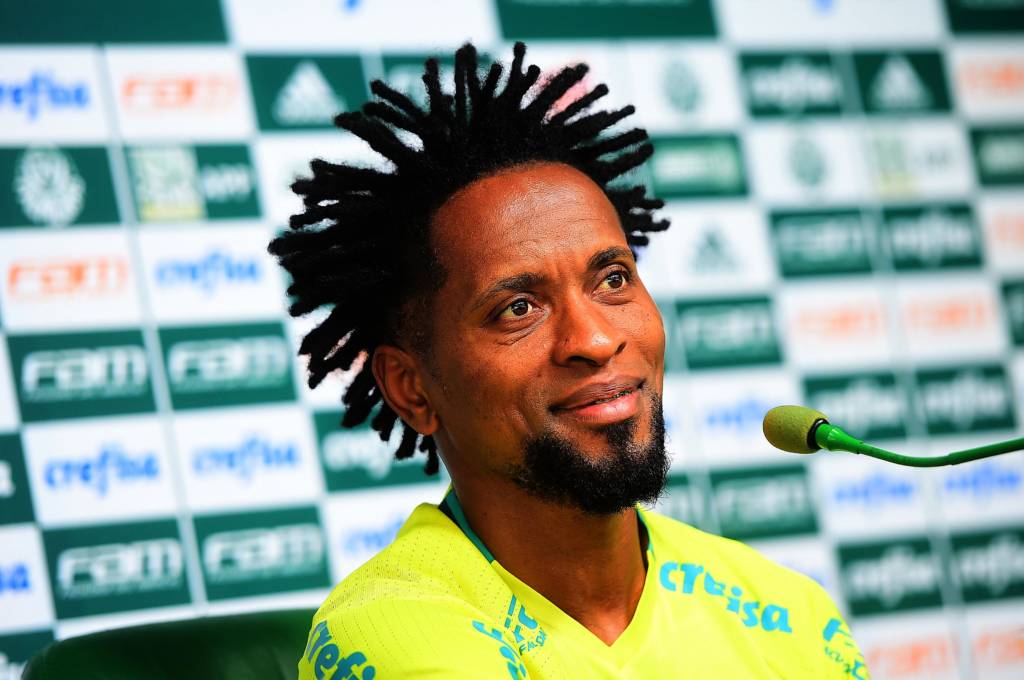 Zé Roberto, jogador do Palmeiras, durante entrevista coletiva após o treino na Academia de Futebol da Barra Funda, na Zona Oeste de São Paulo.