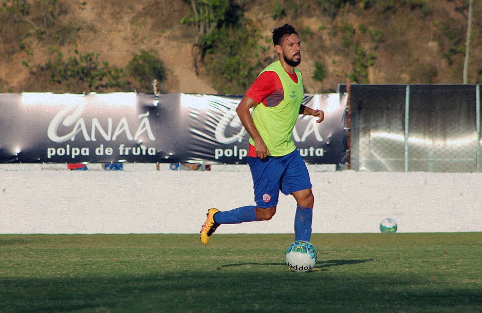 Marco Antônio projetou muita luta por vitória na Arena de Pernambuco (Foto: Divulgação/Náutico)