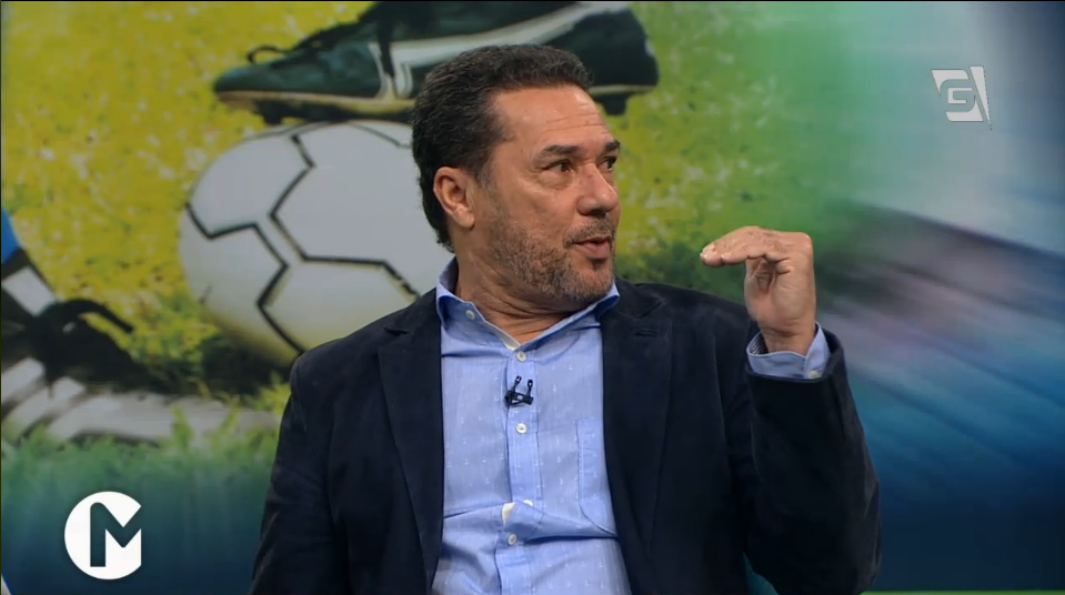 Vanderlei Luxemburgo foi o técnico dos últimos títulos Brasileiros de Palmeiras e Santos (Foto: Reprodução)