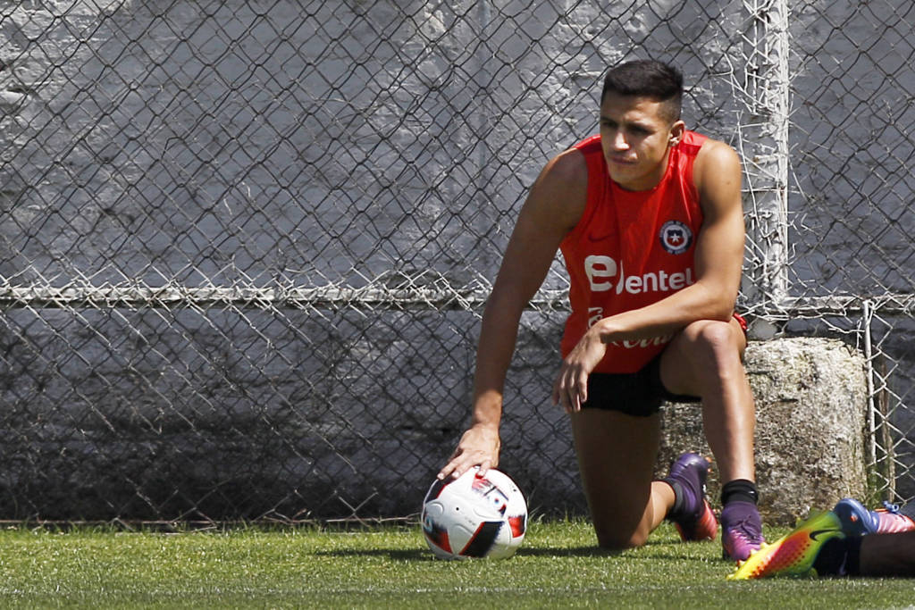 Alexis Sánchez desfalca o Chile (Foto: Marcelo Hernandez/AFP/Photosport Chile)