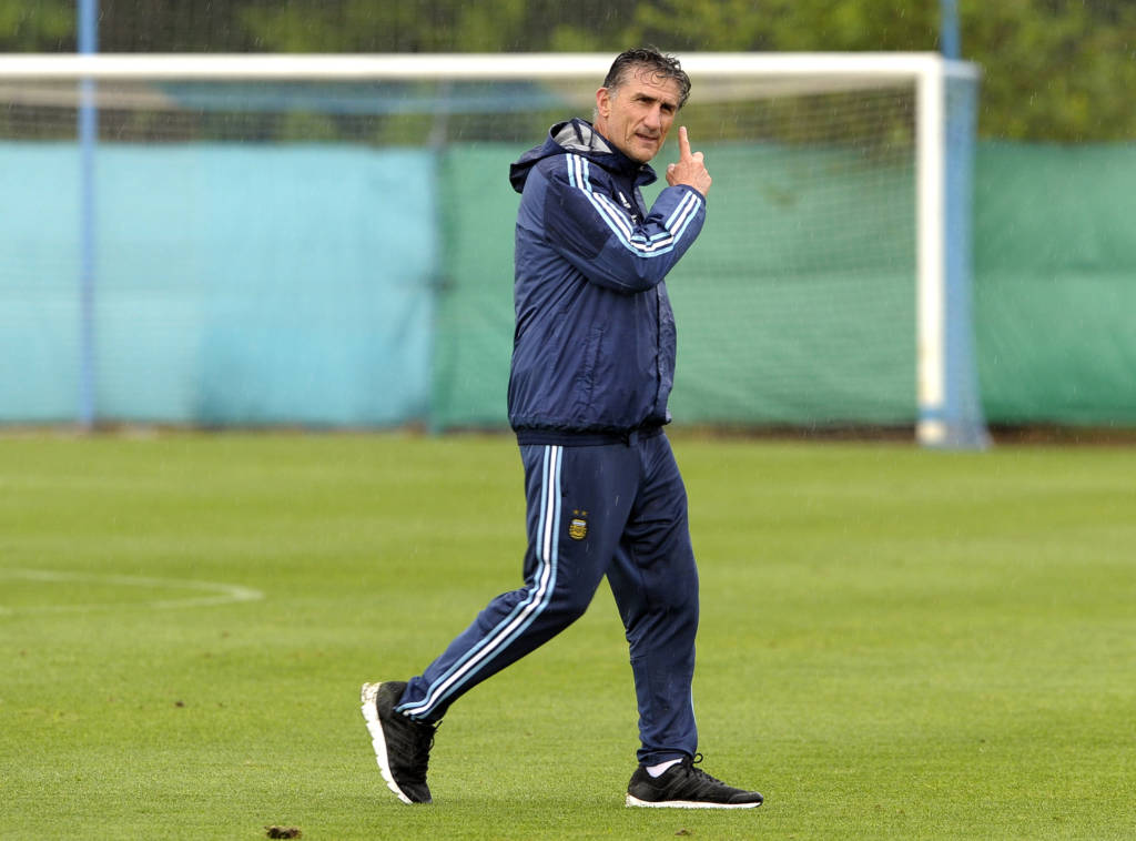 Bauza garantiu confiança na união e na qualidade do elenco da Argentina (Foto: Alejandro Pagni/AFP)
