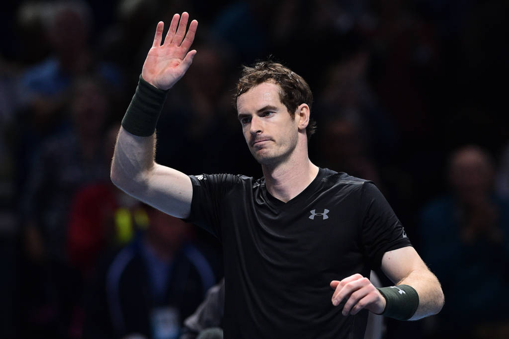 Britain's Andy Murray reacts after winning against Japan's Kei Nishikori during their round robin stage men's singles match on day four of the ATP World Tour Finals tennis tournament in London on November 16, 2016. Murray won the match 6-7, 6-4, 6-4. / AFP PHOTO / Glyn KIRK