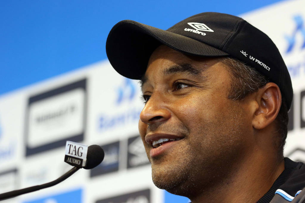 Roger Machado assume equipe em janeiro de 2017 (Foto: Rodrigo Rodrigues/Grêmio)