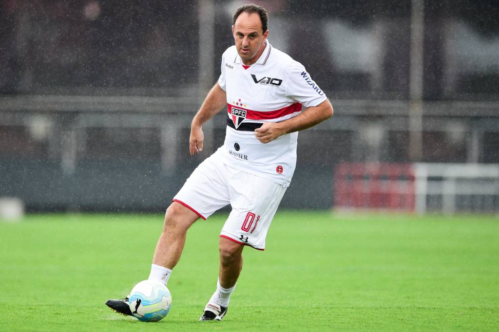 Rogério Ceni e a diretoria do São Paulo priorizam reforços para o ataque (Foto: Fernando Dantas/Gazeta Press)